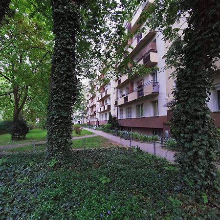Na Muranowie - Mieszkanie Z Historia I In Muranow - A Flat With Warsaw History Exterior photo